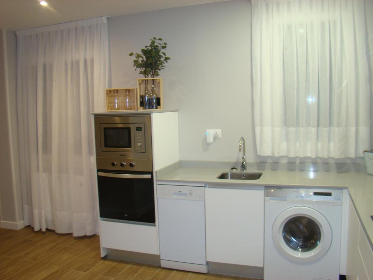 Apartamentos La Pereda Сантандер Экстерьер фото